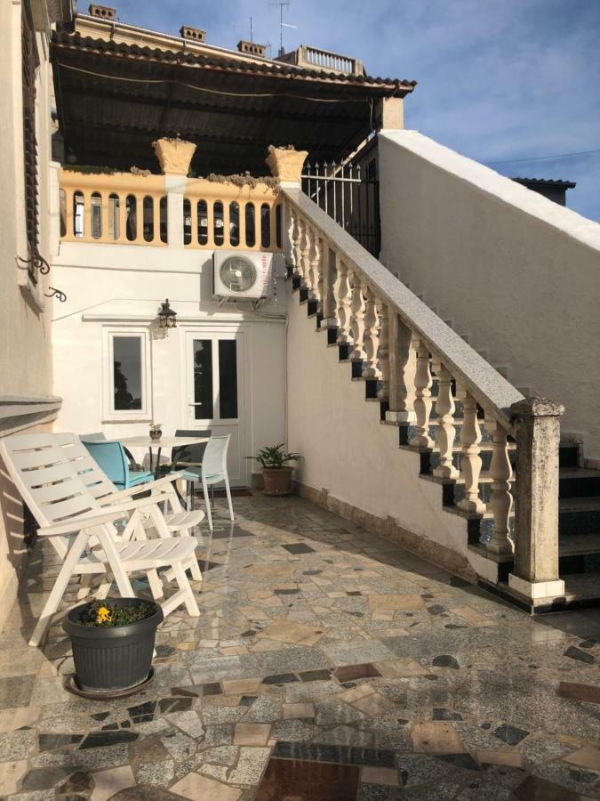 Apartman Maja プーラ エクステリア 写真